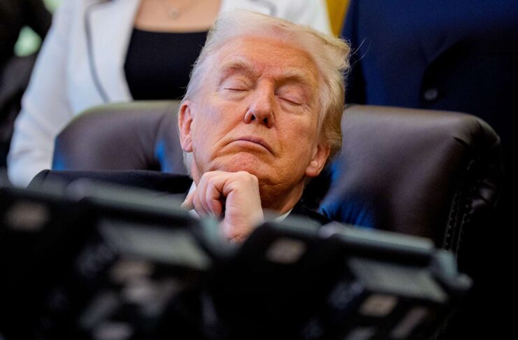 Trump Tunda Serangan Besar ke Iran, Jalur Dialog Kembali Dibuka