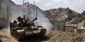 Pasukan Yaman yang Didukung Saudi Serang Houthi di Pantai Barat