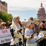 Ketika Ruang Kelas Jadi Medan Propaganda: Kurikulum Texas dan Akar yang Sama dengan Kebisuan Dunia atas Palestina Texas